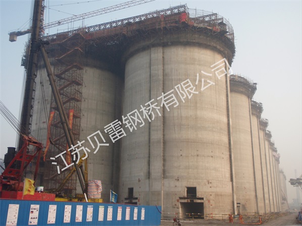 貝雷片在橋梁建設領域大放異彩，推動行業快速發展